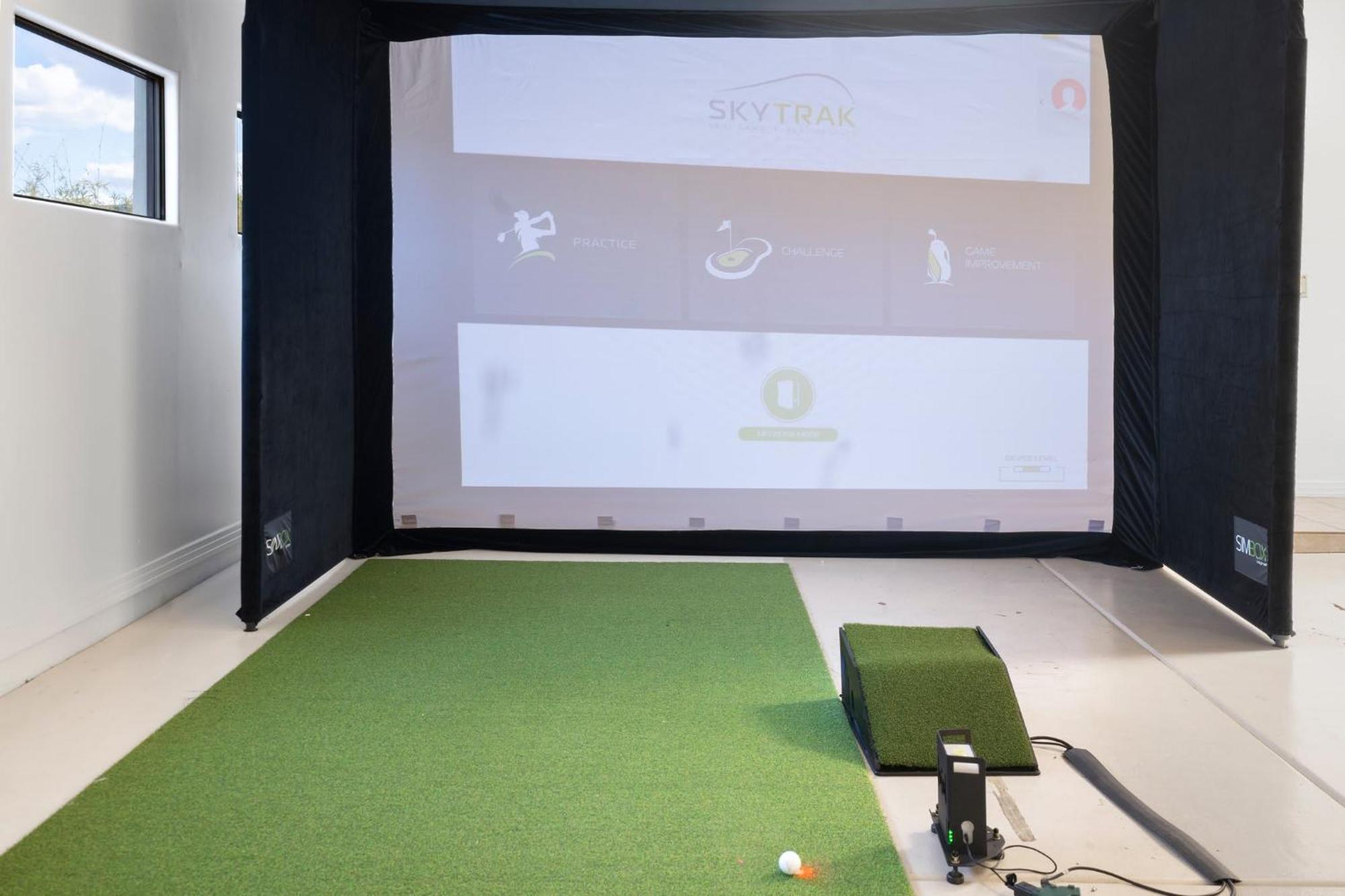Holiday home Golf Sim & Putting - Rooftop With 360 Views
